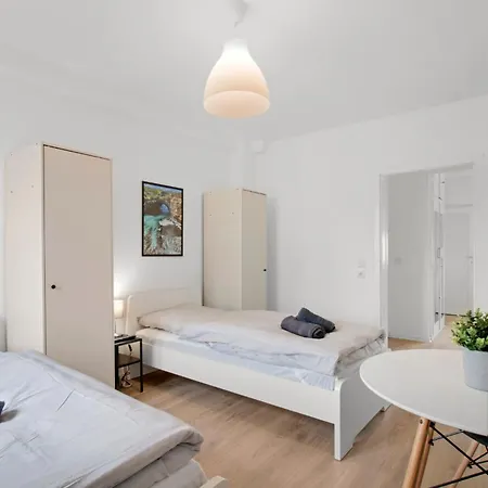 Bege Apartments: Firm Relax Mettmann