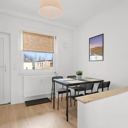 Apartment Bege Apartments: Firm Relax