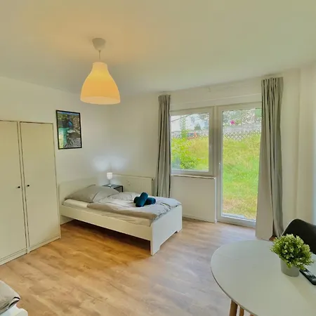 Bege Apartments: Firm Relax Lejlighed Mettmann