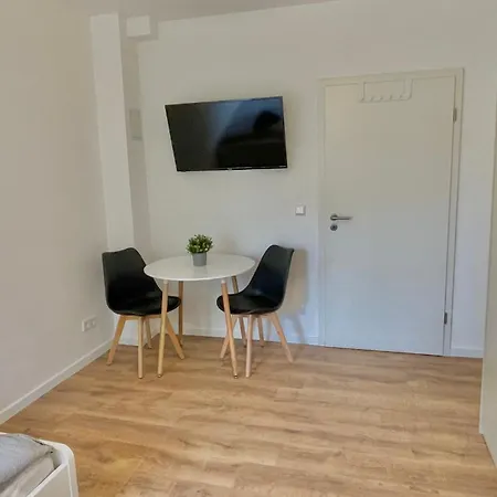 Appartamento Bege Apartments: Firm Relax Mettmann