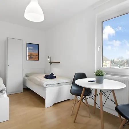 Bege Apartments: Firm Relax Apartment Mettmann