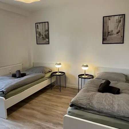 Bege Apartments: Firm Relax Appartement Mettmann