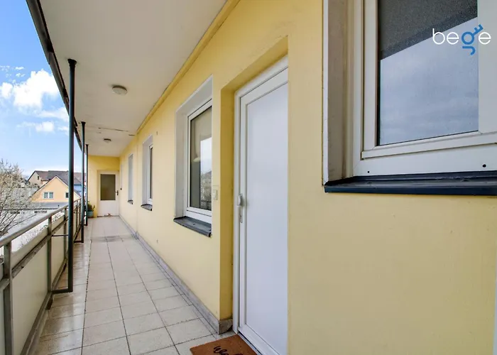 Bege Apartments: Firm Relax